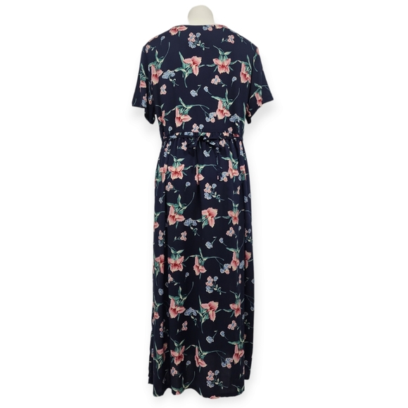 Feminine Floral Maxi Dress Short Sleeve Vintage by Erika - Picture 6 of 9